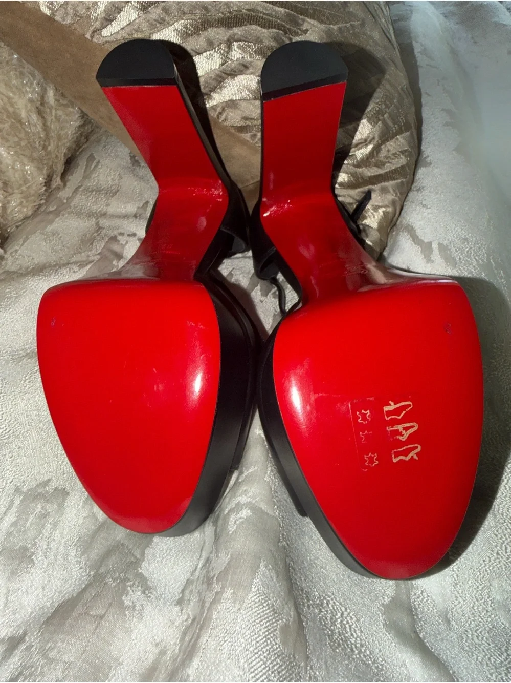 Auth Christian Louboutin Sandaloo  130 mm Strappy sandals -size 39 NWOT black